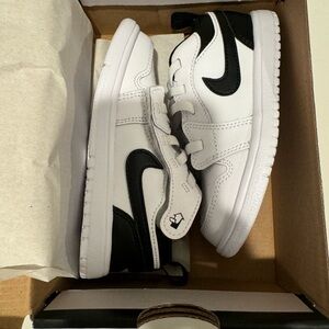 Jordan toddler 9C low shoes brand new